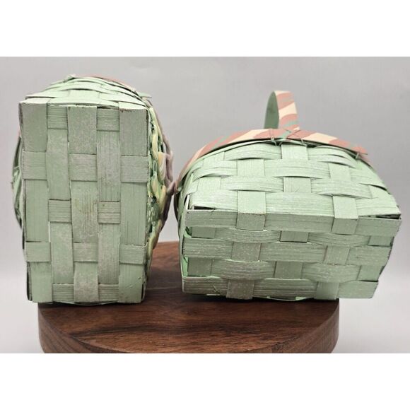 2 Vintage Mint Pink Painted Small Easter Basket Chicks Eggs Stripes Bow - Picture 10 of 12